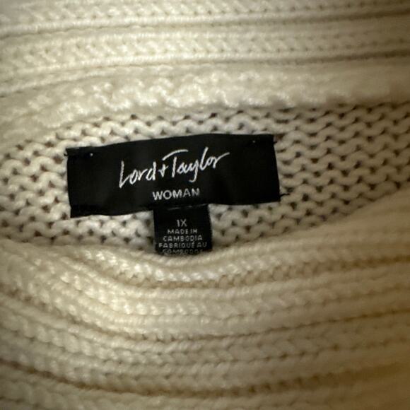Lord & Taylor cream sweater with large fold over split collar size 1x - Picture 11 of 12